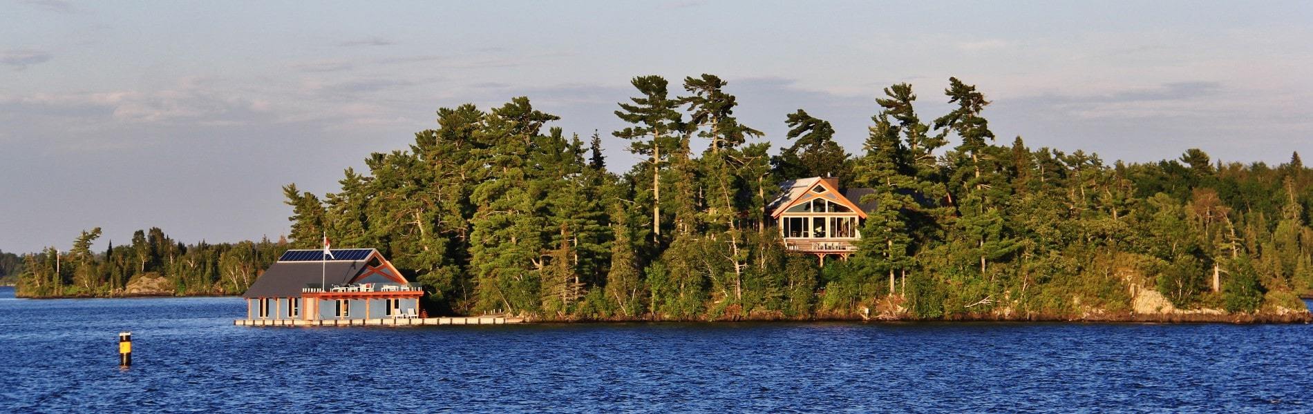 View of cottages on Ontario Lake